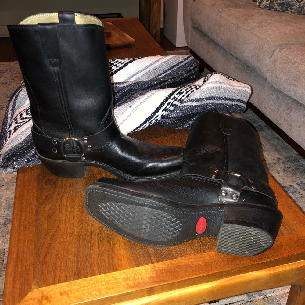 Leather harness boots, square toe, black, silver detail. Model RD510.